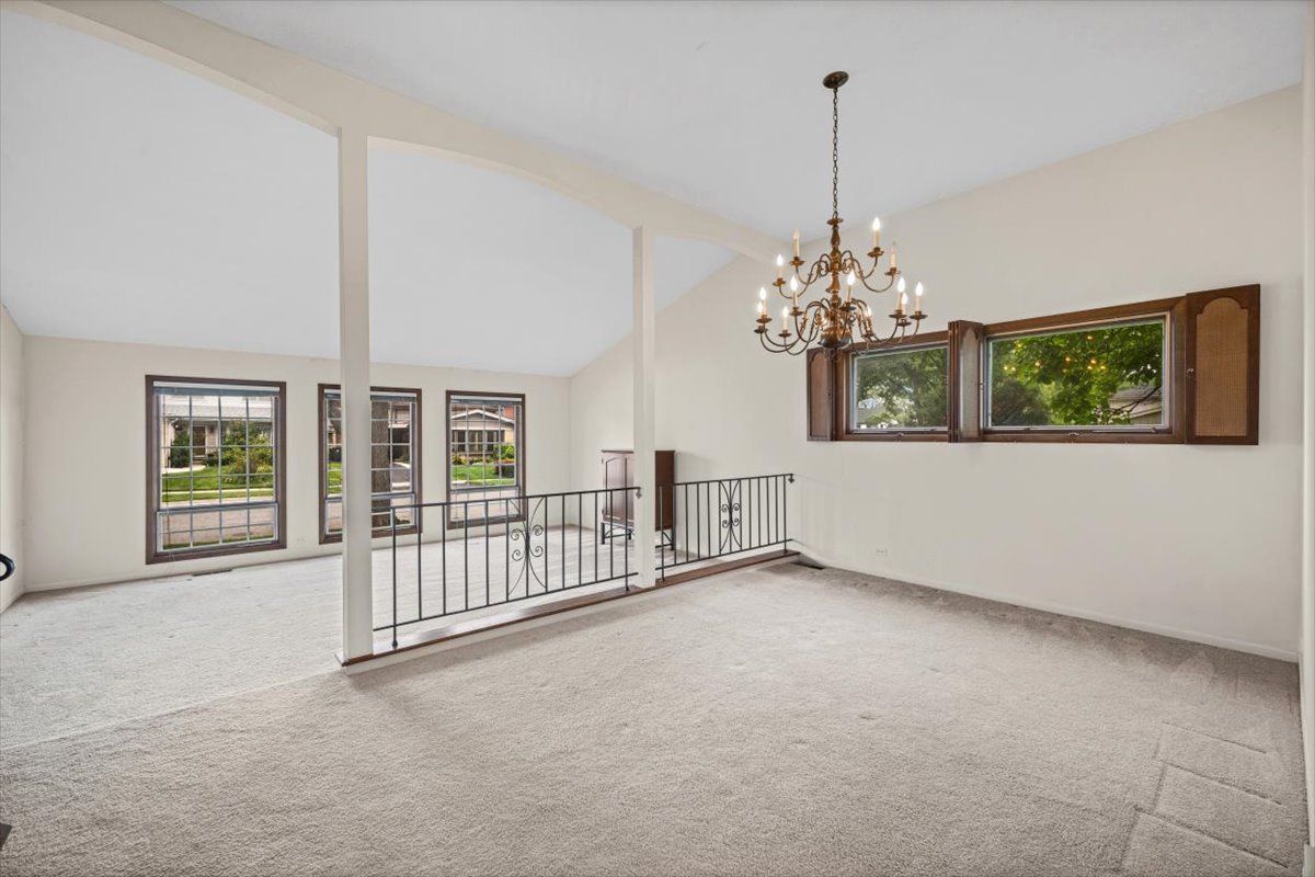 7927 Wilson Terrace Property Photo 7
