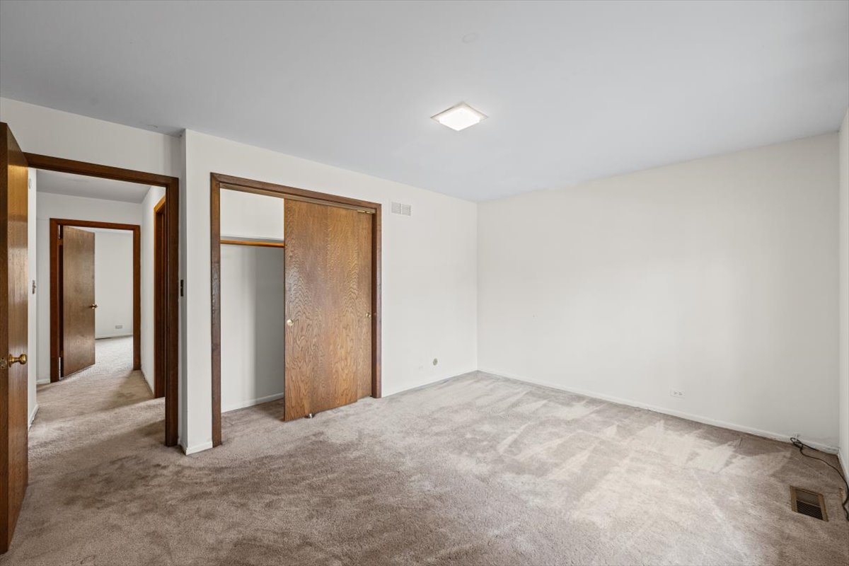 7927 Wilson Terrace Property Photo 20