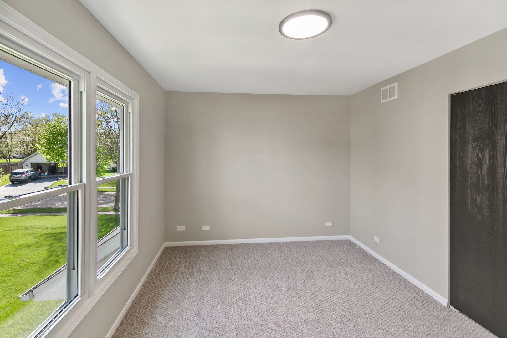 731 Roaring Brook Lane Property Photo 19