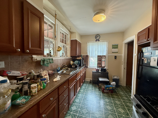 8114 N Merrill Street Property Photo 7