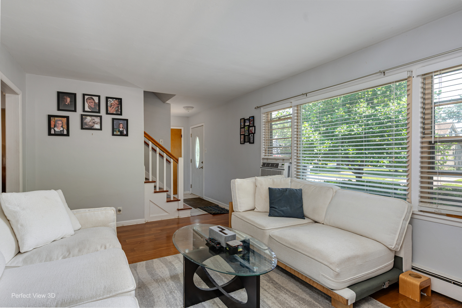 935 N Webster Street Property Photo 3