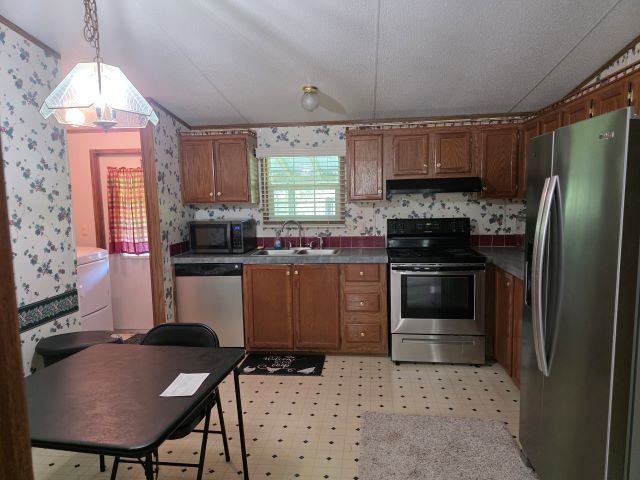 2035 Mount Hebron Road Property Photo 11