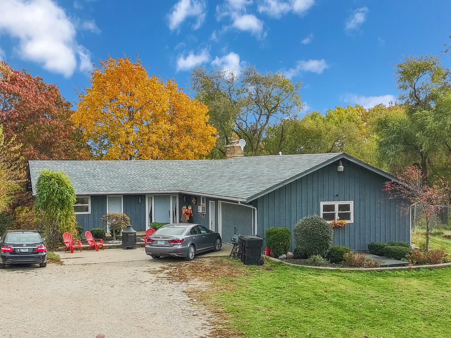7822 N Pillow Hill Road Property Photo 1
