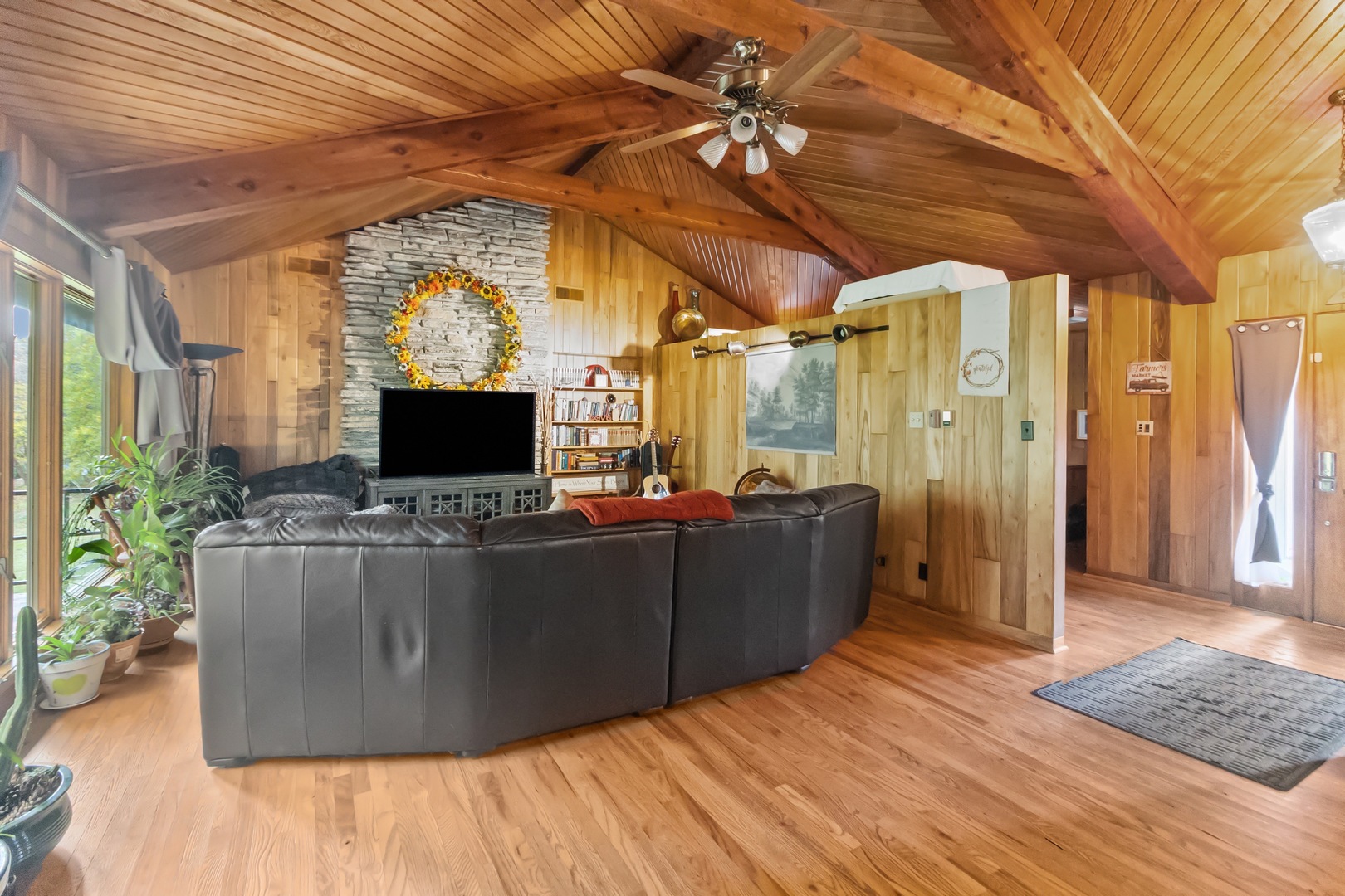 7822 N Pillow Hill Road Property Photo 17