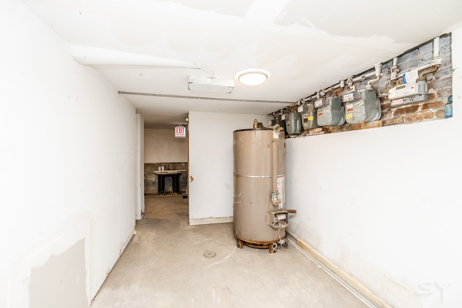 1256 S Independence Boulevard Property Photo 20
