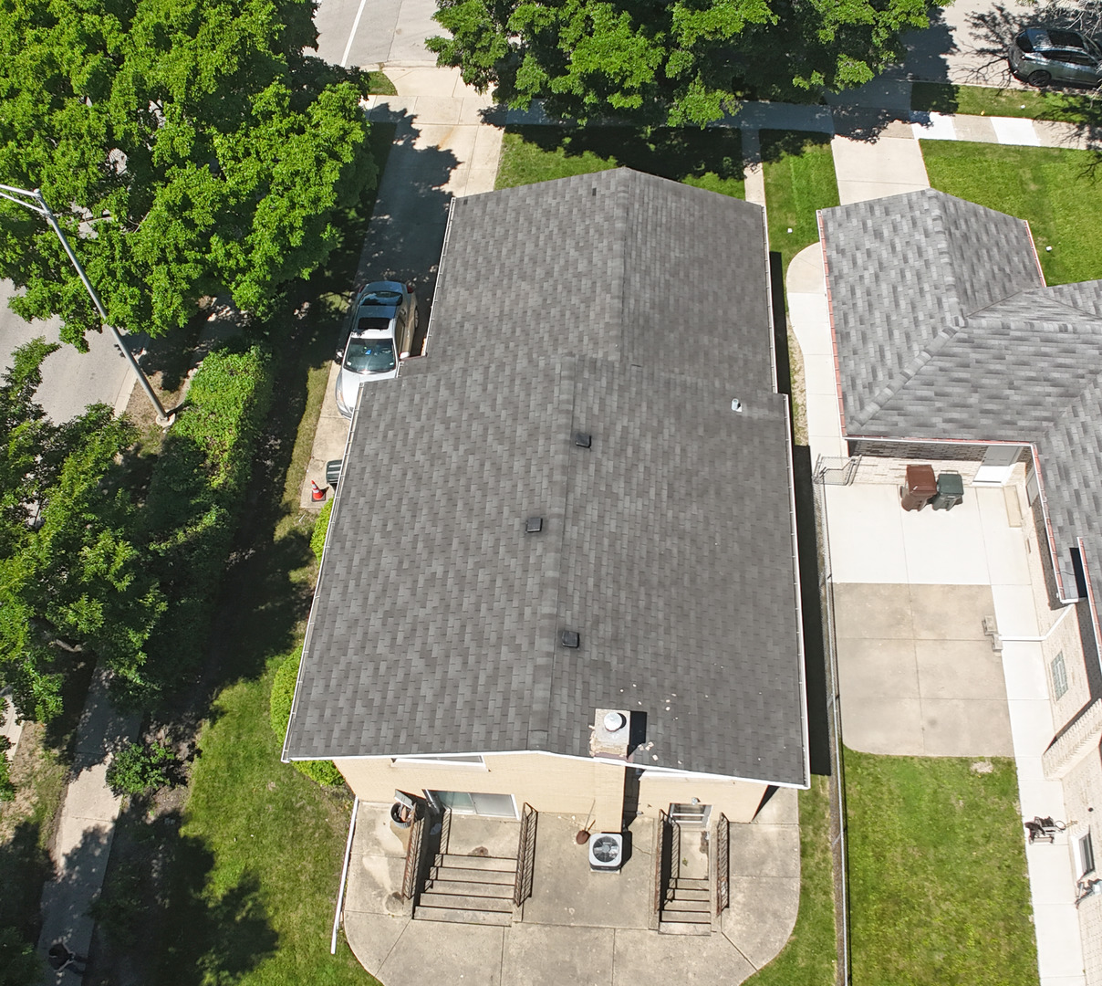 8801 Lowell Terrace Property Photo 3