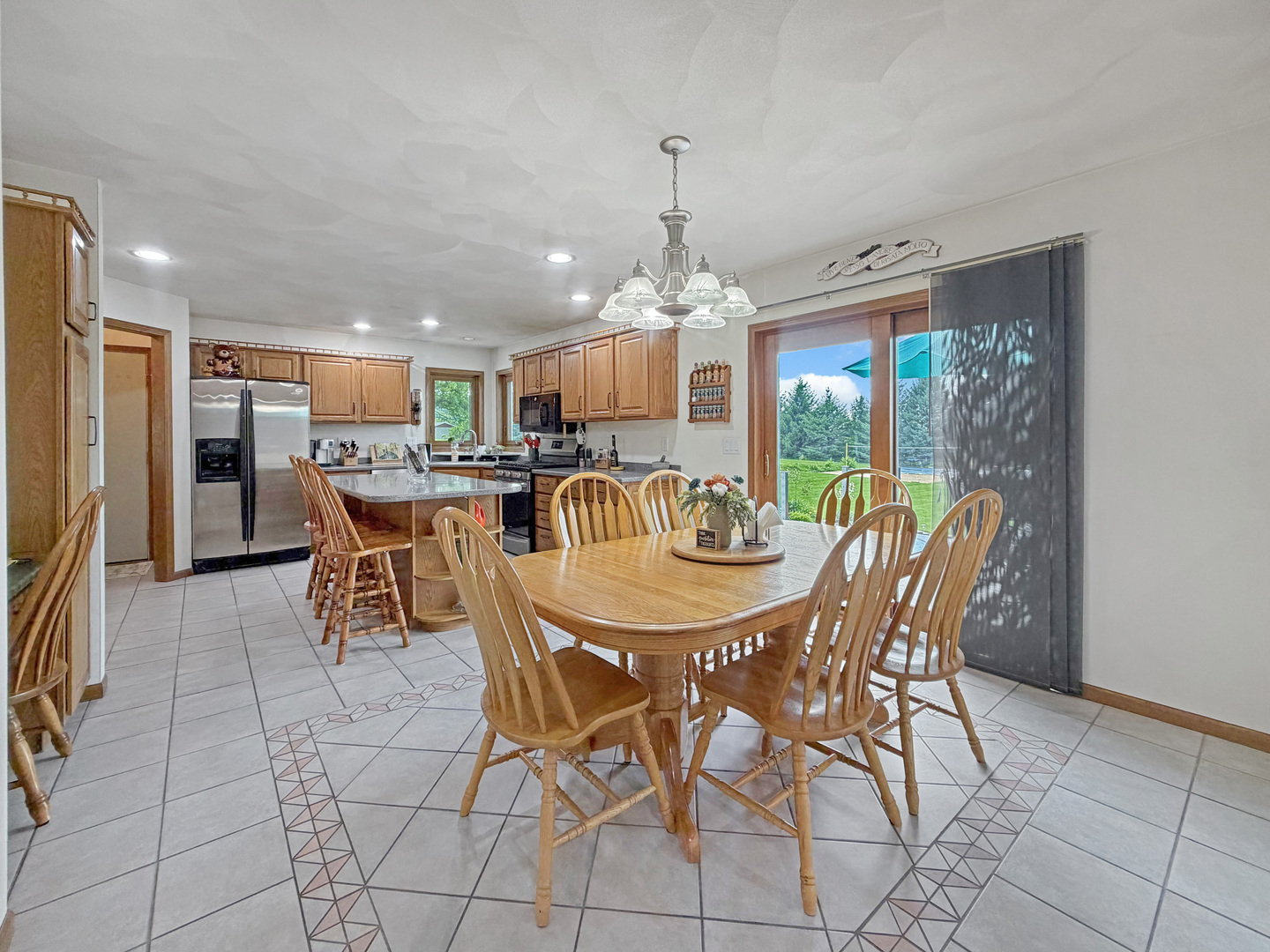 1954 Delmar Drive Property Photo 12