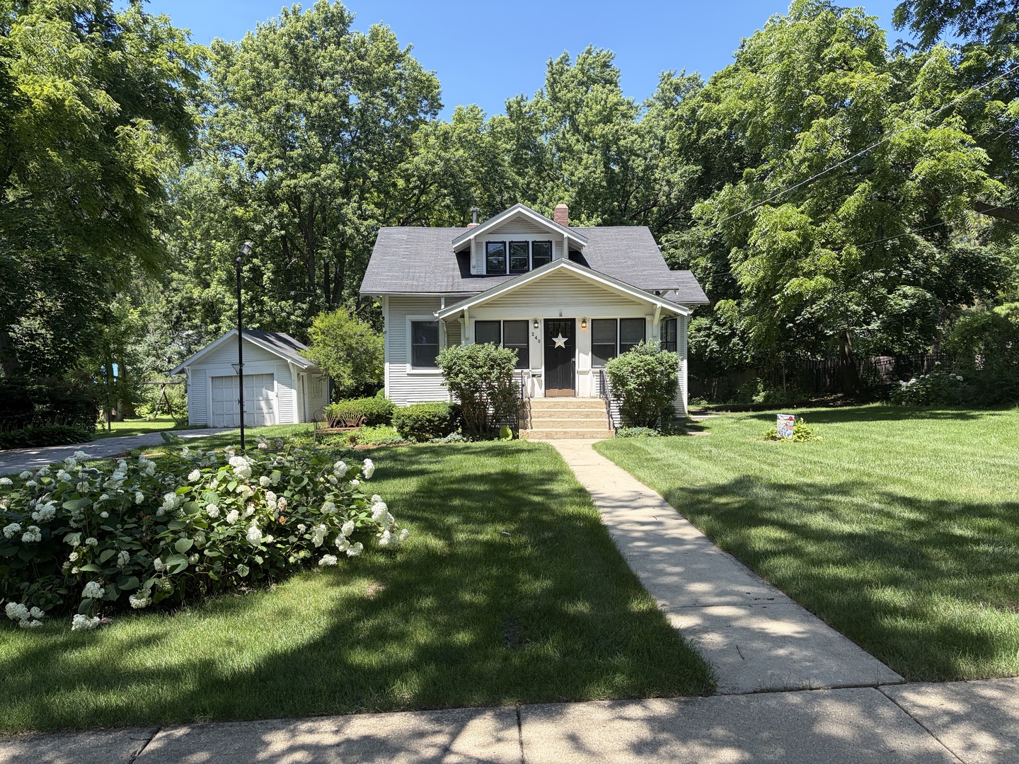 240 Hill Avenue Property Photo 1