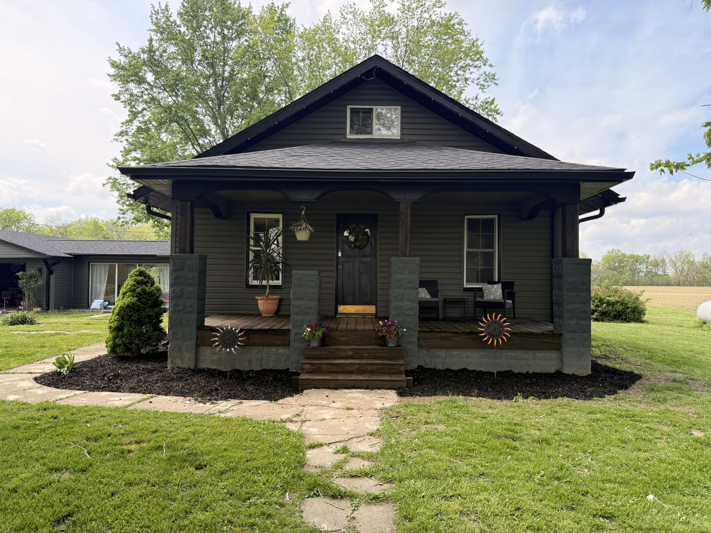 2305 N 1025 Street Property Photo 1