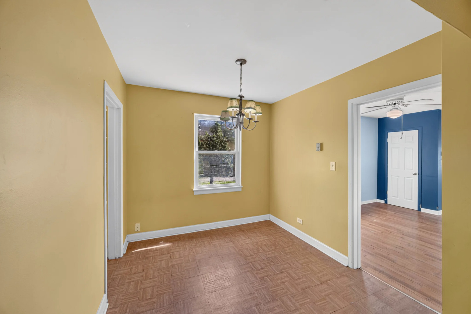 14329 S Beacon Avenue Property Photo 11