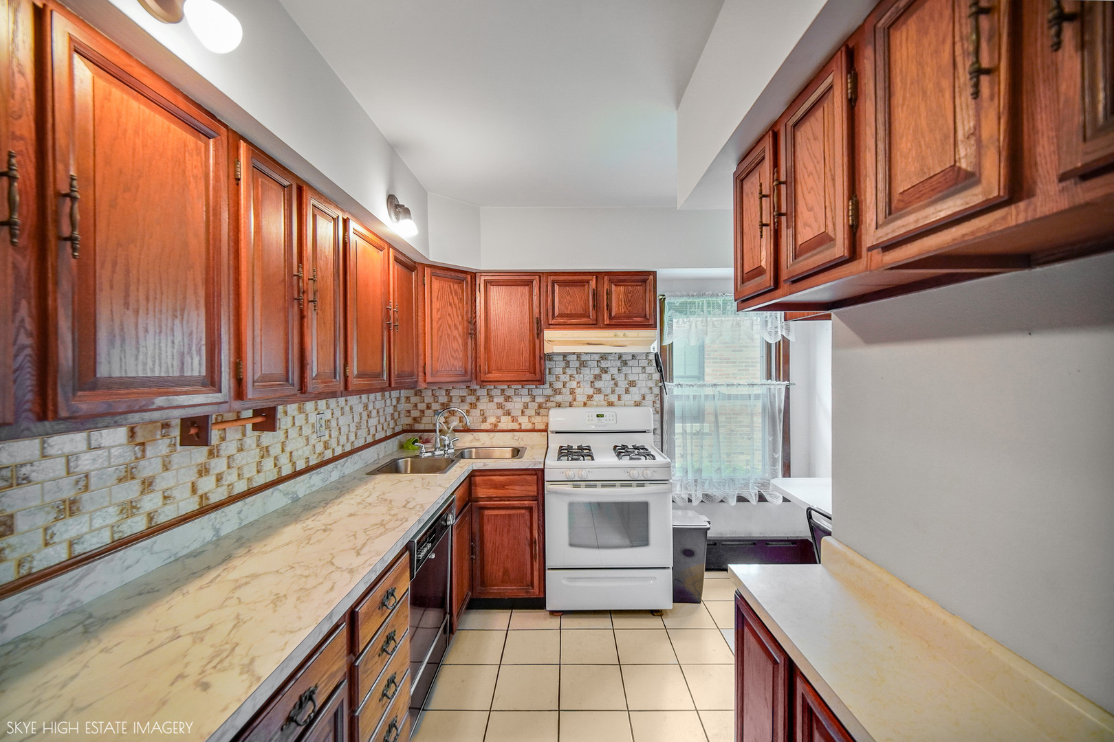 12 Elmore Street Property Photo 9