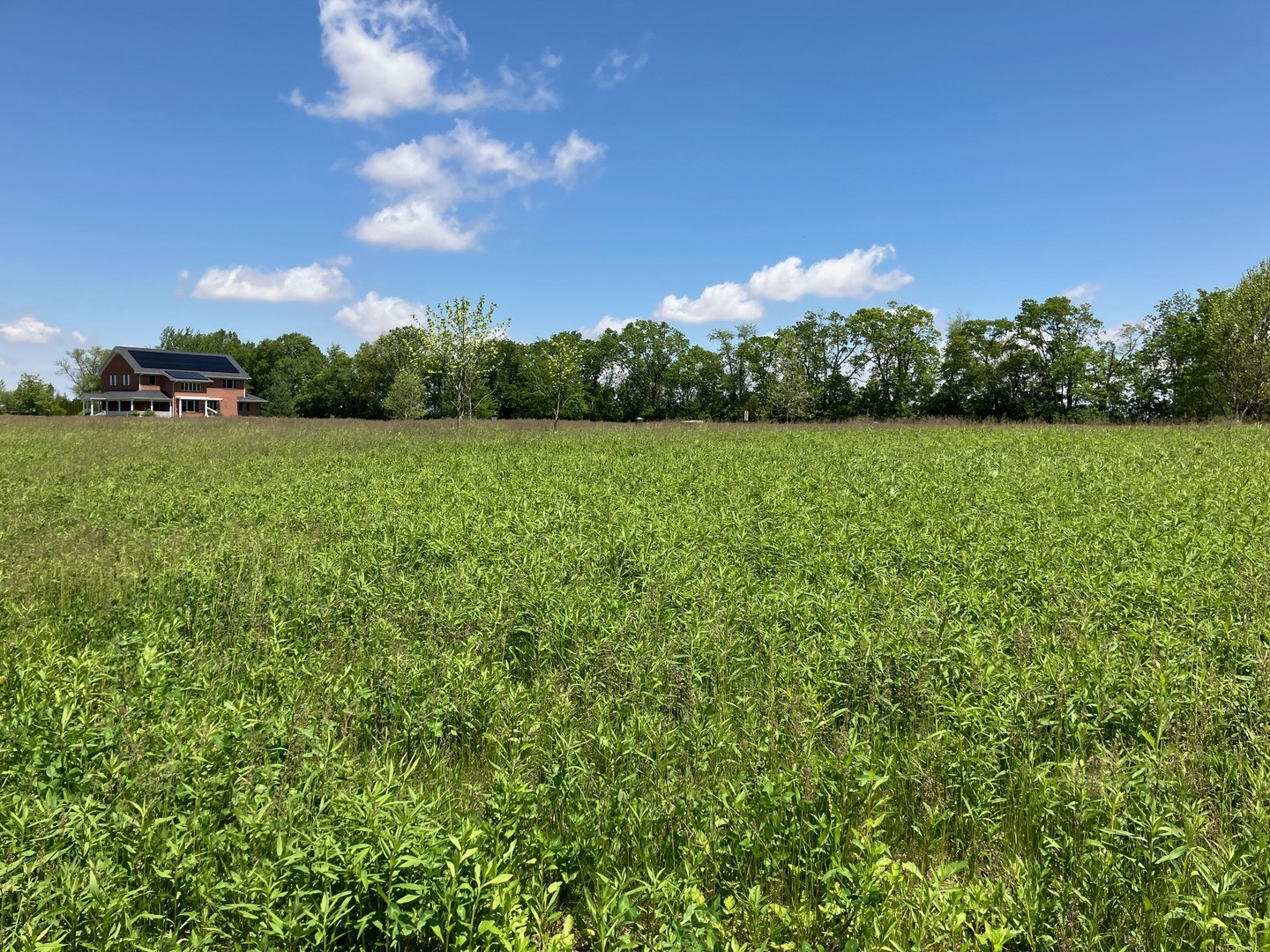 2807 N Brickhouses Road Property Photo 1