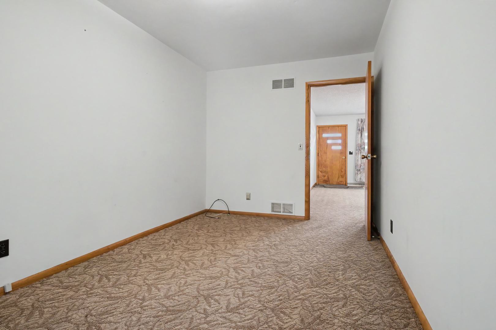 201 E Ririe Place Property Photo 15