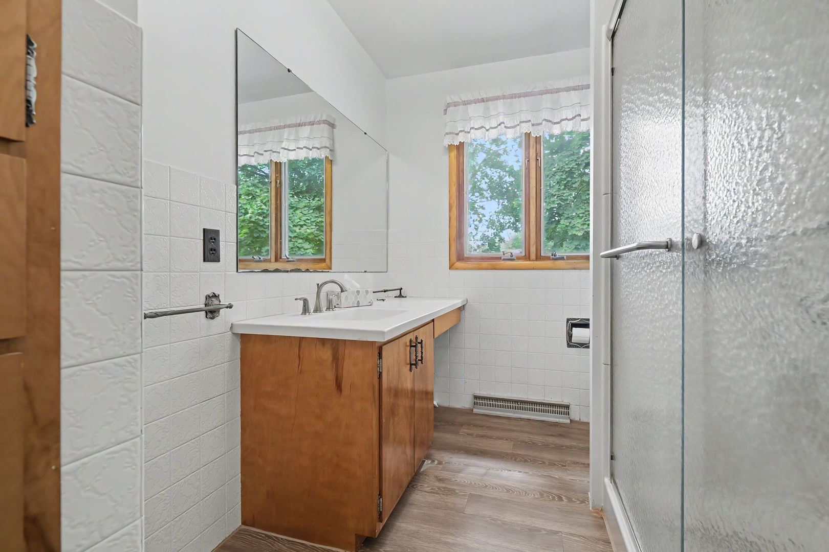 201 E Ririe Place Property Photo 23