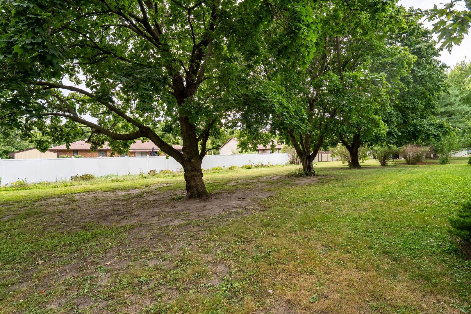 201 E Ririe Place Property Photo 28