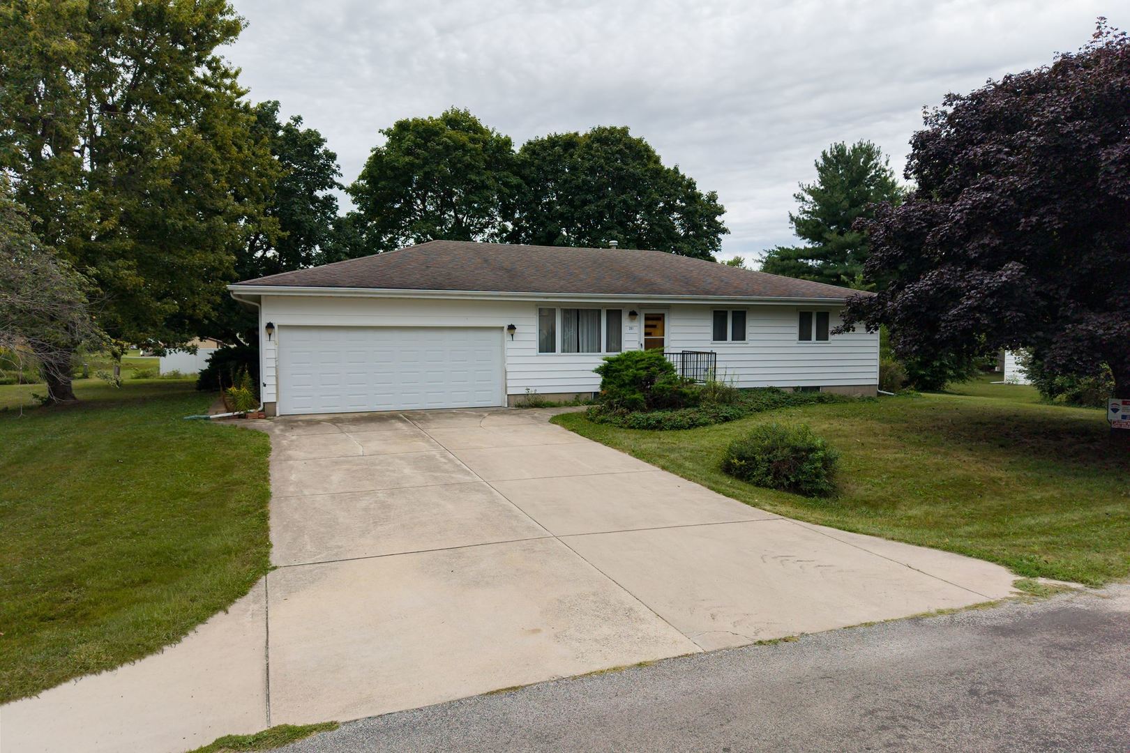 201 E Ririe Place Property Photo 45