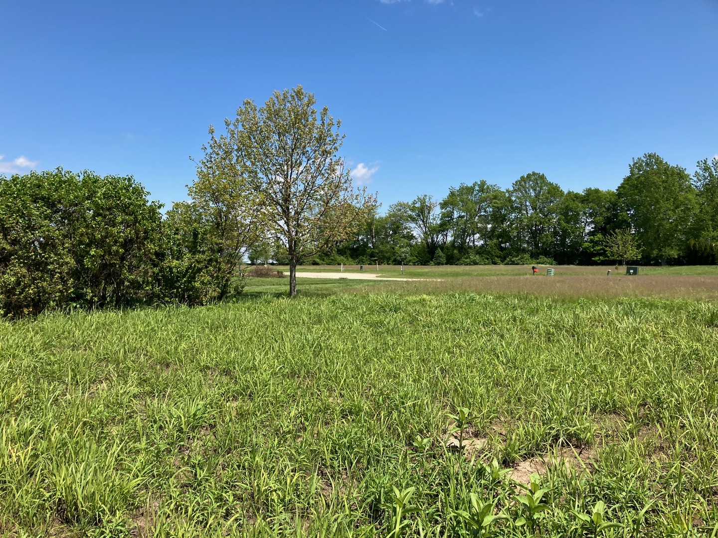 2909 N Brickhouses Road Property Photo 3