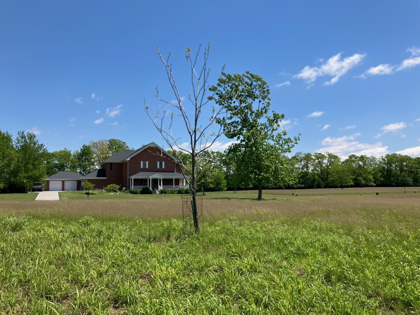 2909 N Brickhouses Road Property Photo 4