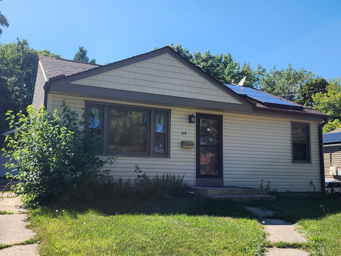314 S Orchard Avenue Property Photo 1