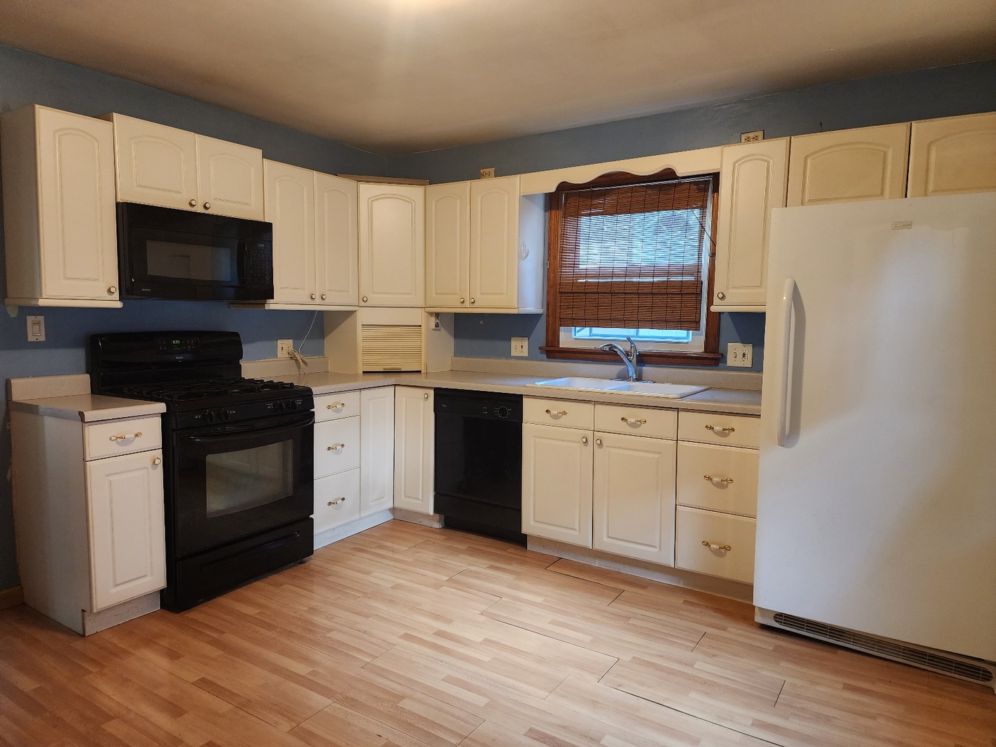 314 S Orchard Avenue Property Photo 7