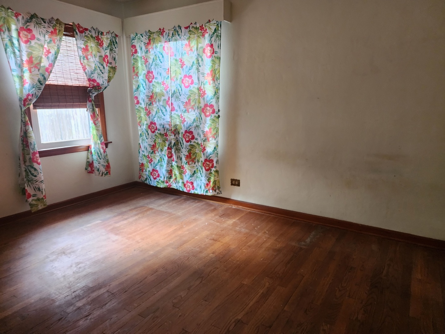 314 S Orchard Avenue Property Photo 8
