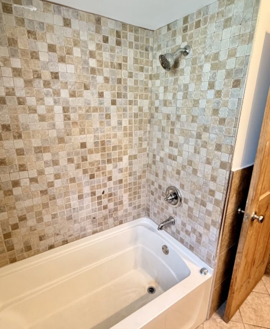 705 Sheridan Avenue Property Photo 6