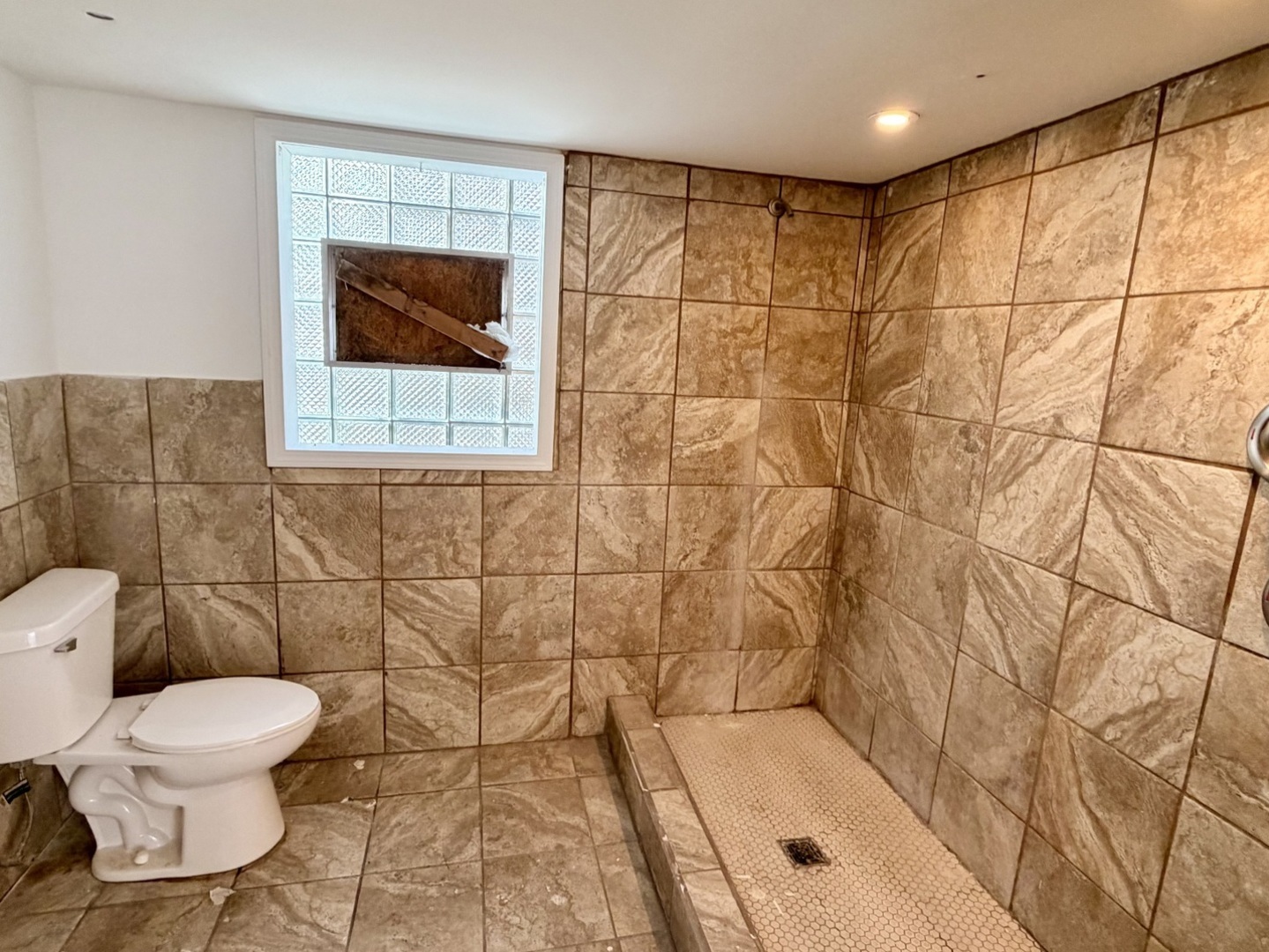 705 Sheridan Avenue Property Photo 7