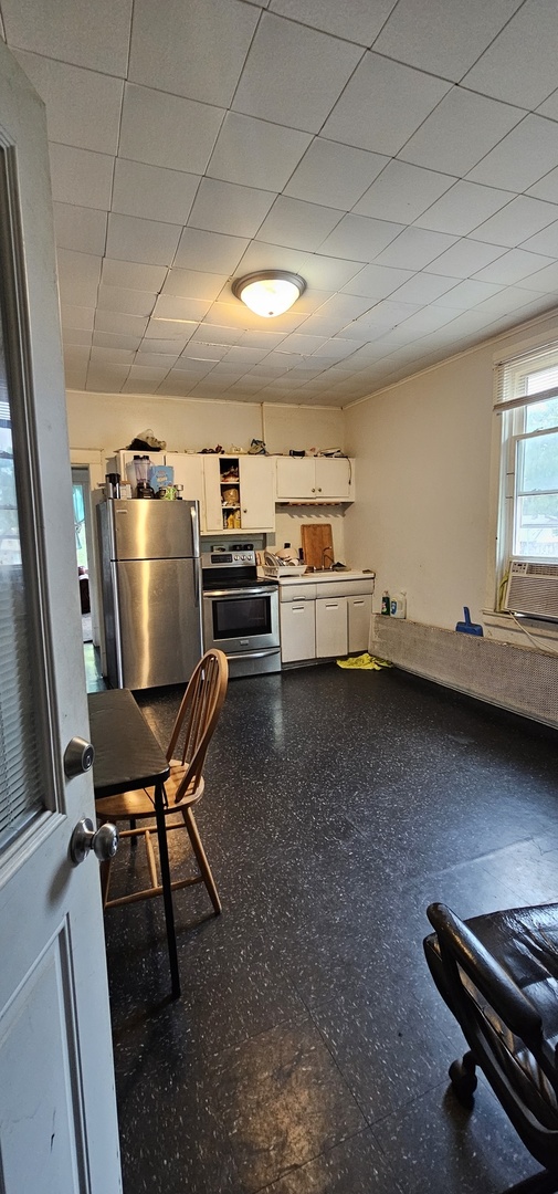 9316 S Marquette Avenue Property Photo 9