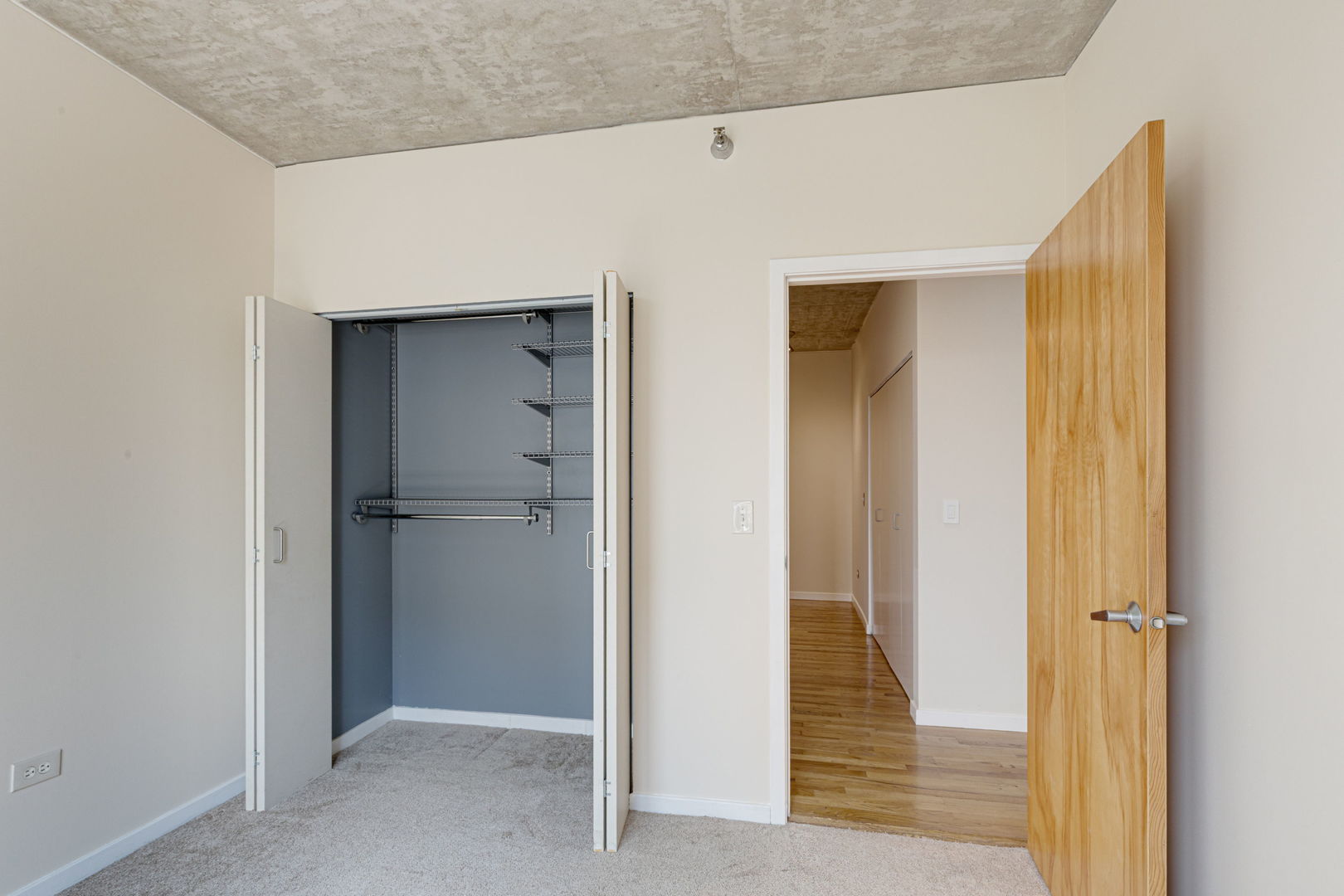 1845 S Michigan Avenue 806 Property Photo 13