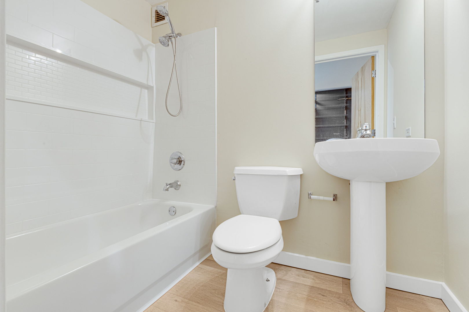 1845 S Michigan Avenue 806 Property Photo 14
