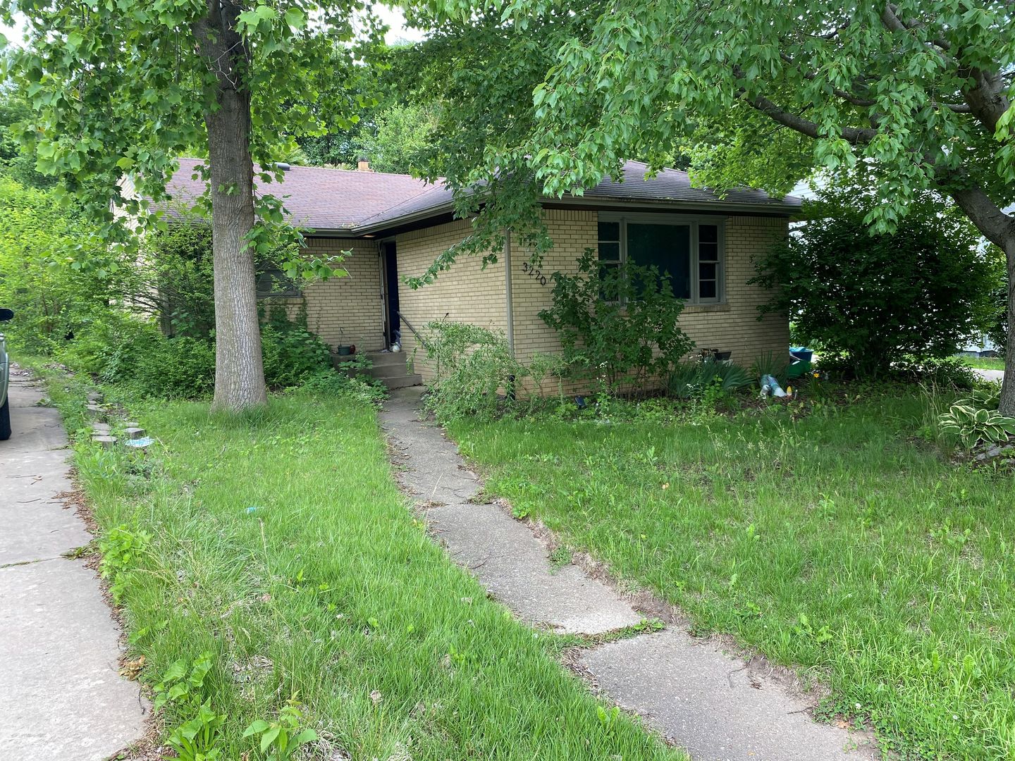 3220 Maryland Road Property Photo 1