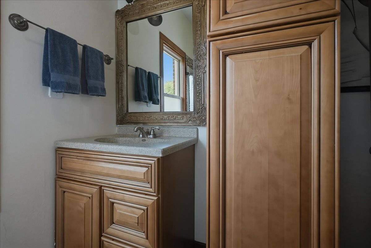 1021 Rodeo Road Property Photo 32