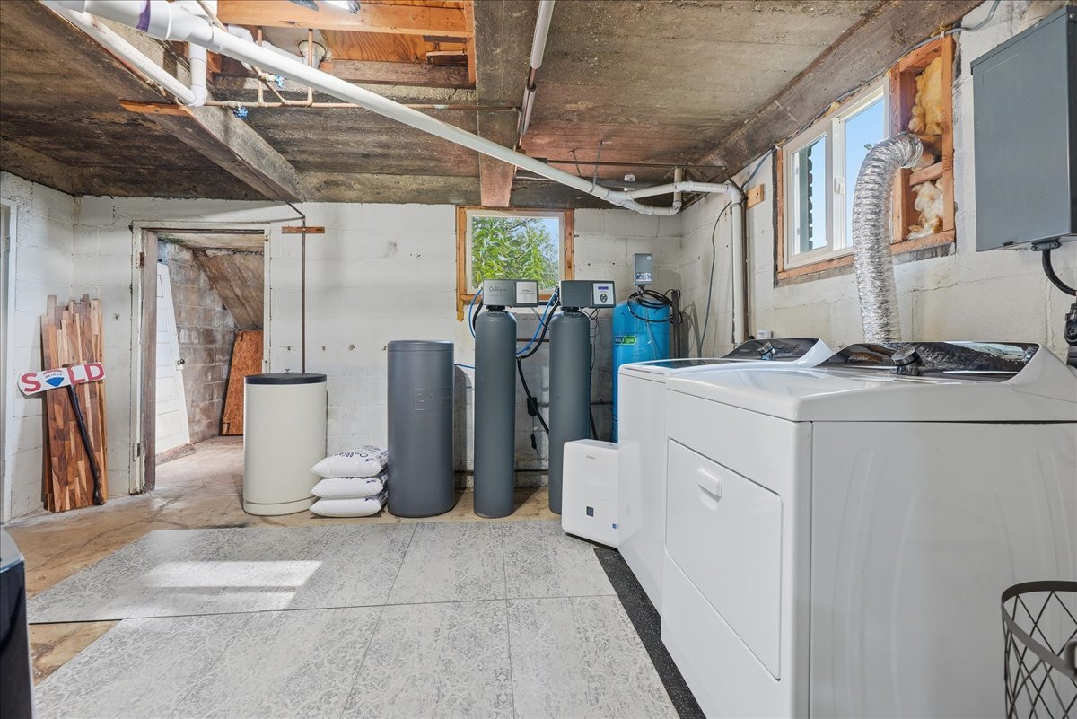 1021 Rodeo Road Property Photo 33