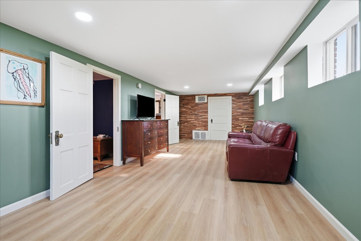 1021 Rodeo Road Property Photo 40