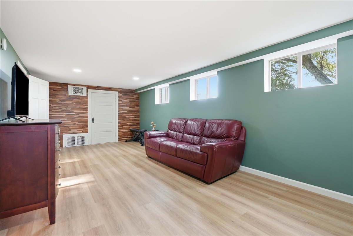 1021 Rodeo Road Property Photo 41