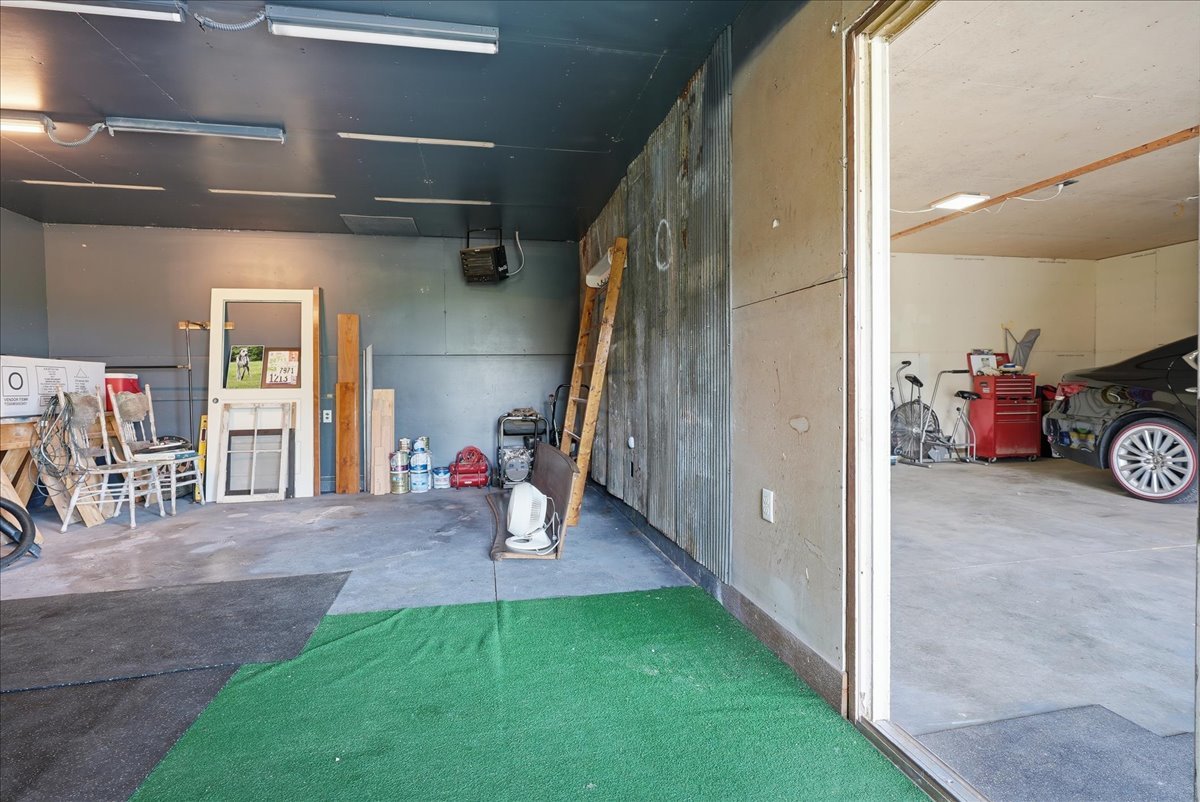 1021 Rodeo Road Property Photo 54