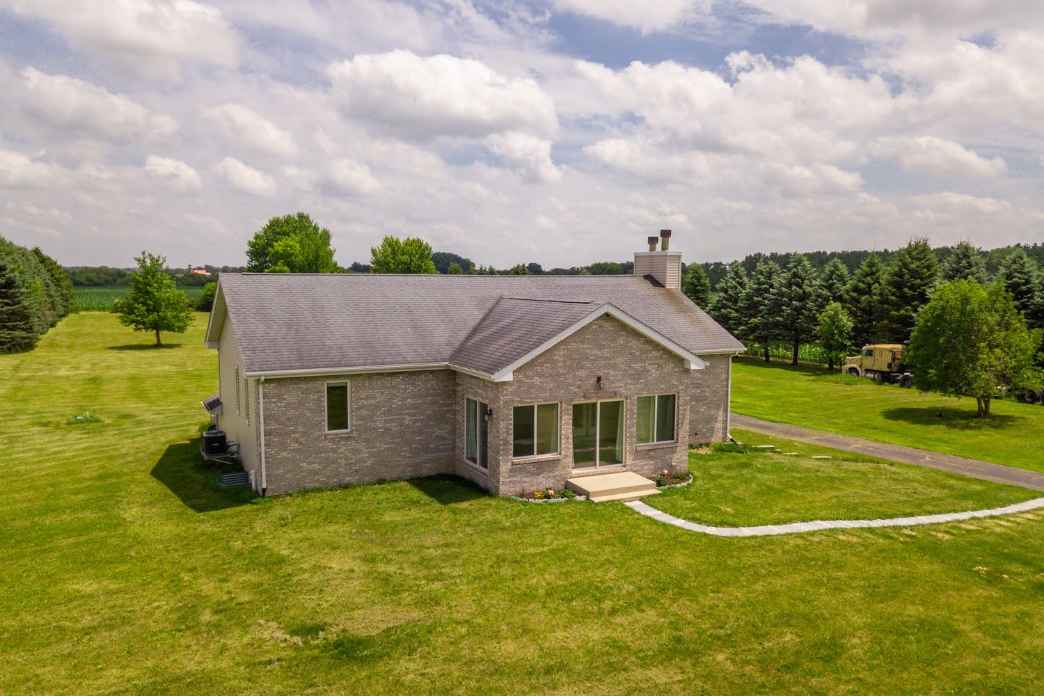 16649 Beaverton Road Property Photo 6