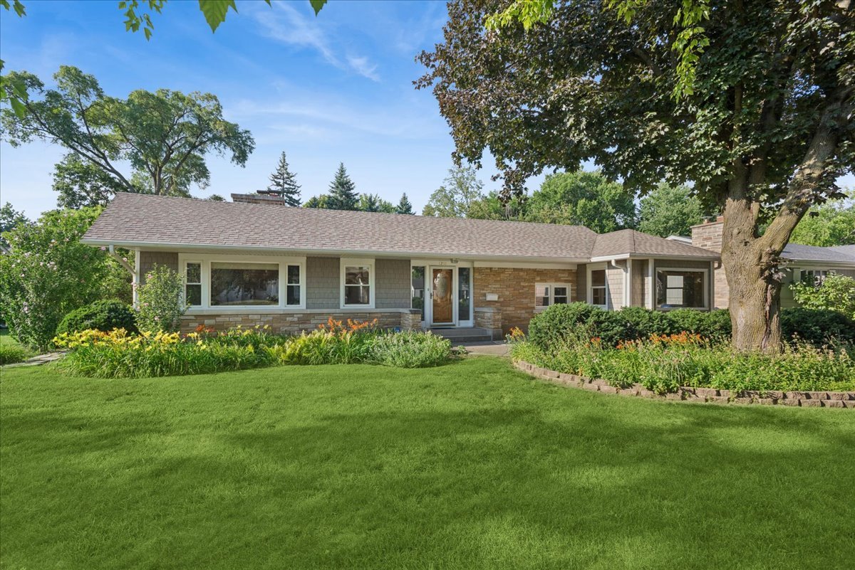 1211 James Street Property Photo 1