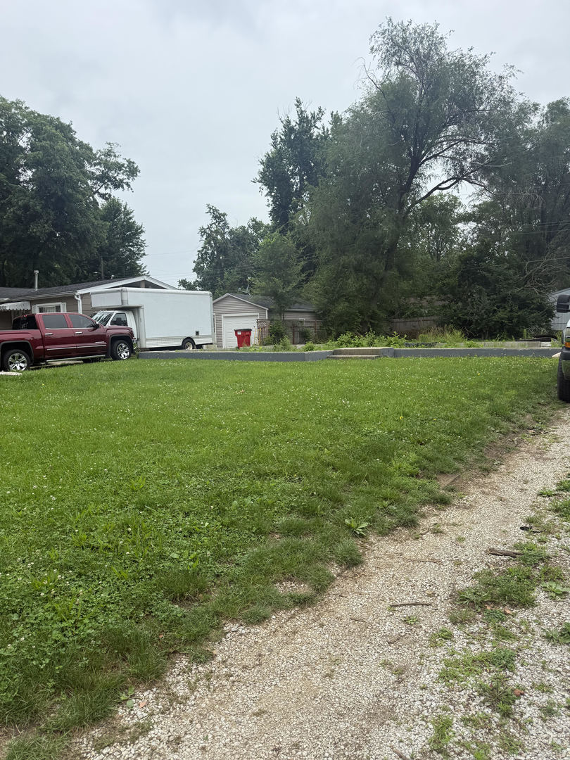 1410 Comanche Drive Property Photo 2