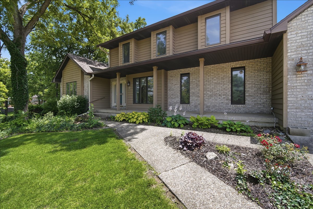 2 Stetson Drive Property Photo 2