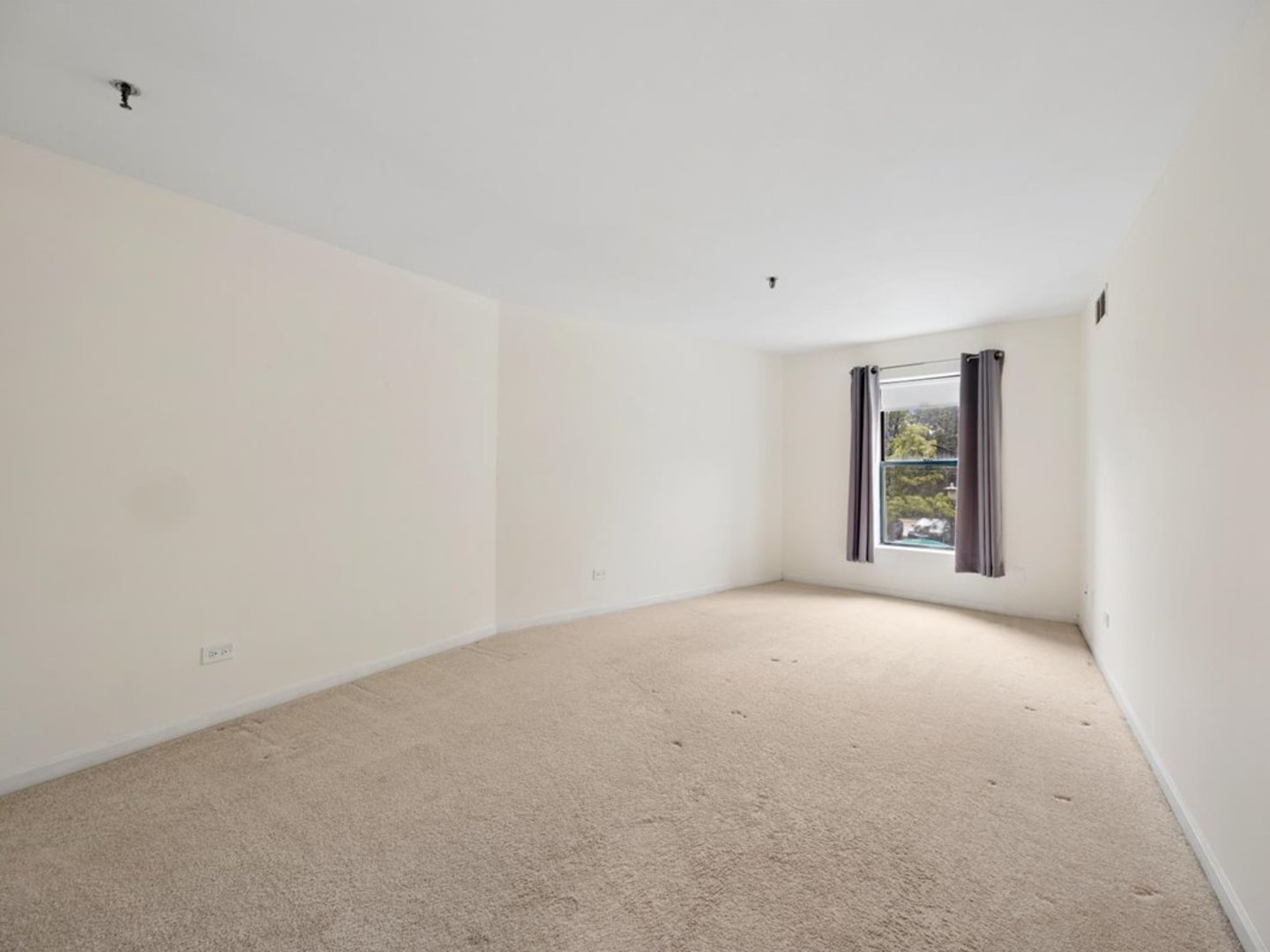 3265 Kirchoff Road 217 Property Photo 10