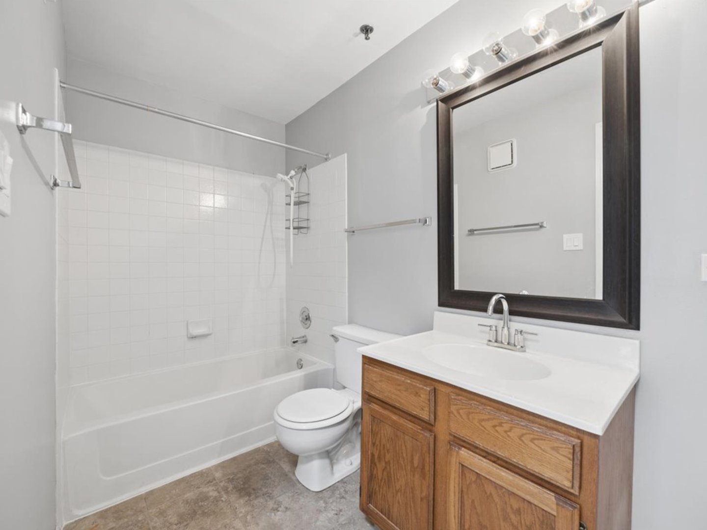 3265 Kirchoff Road 217 Property Photo 14