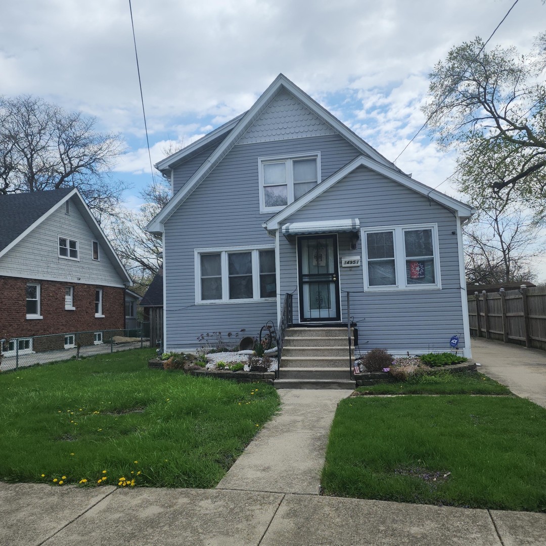 14951 Riverside Drive Property Photo 1