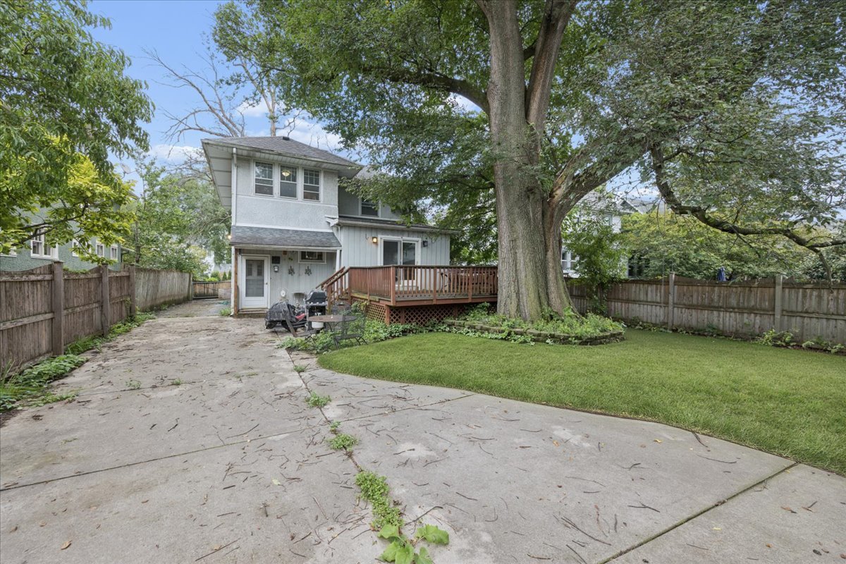 404 S Brainard Avenue Property Photo 30