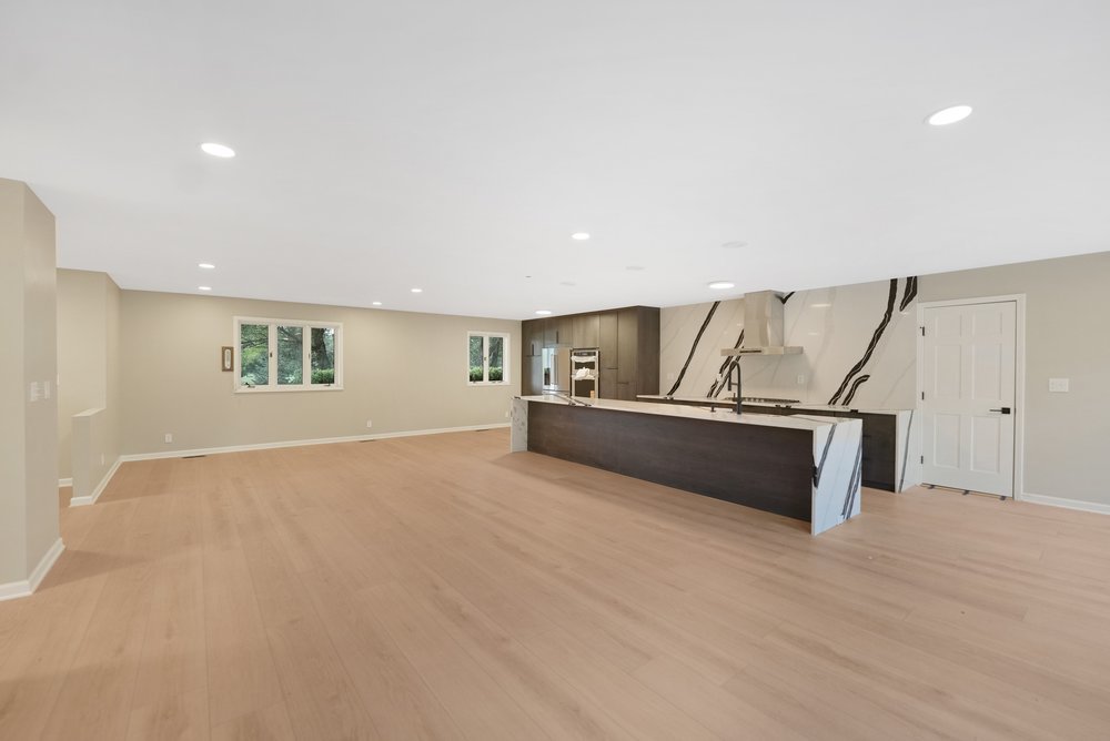 11110 Highland Drive Property Photo 13
