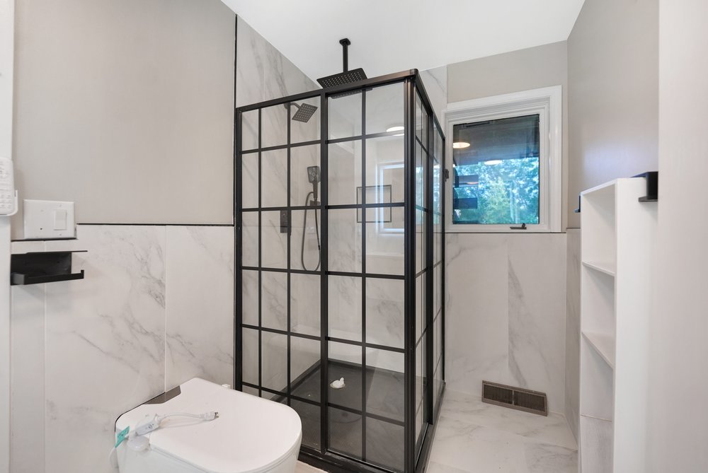 11110 Highland Drive Property Photo 16
