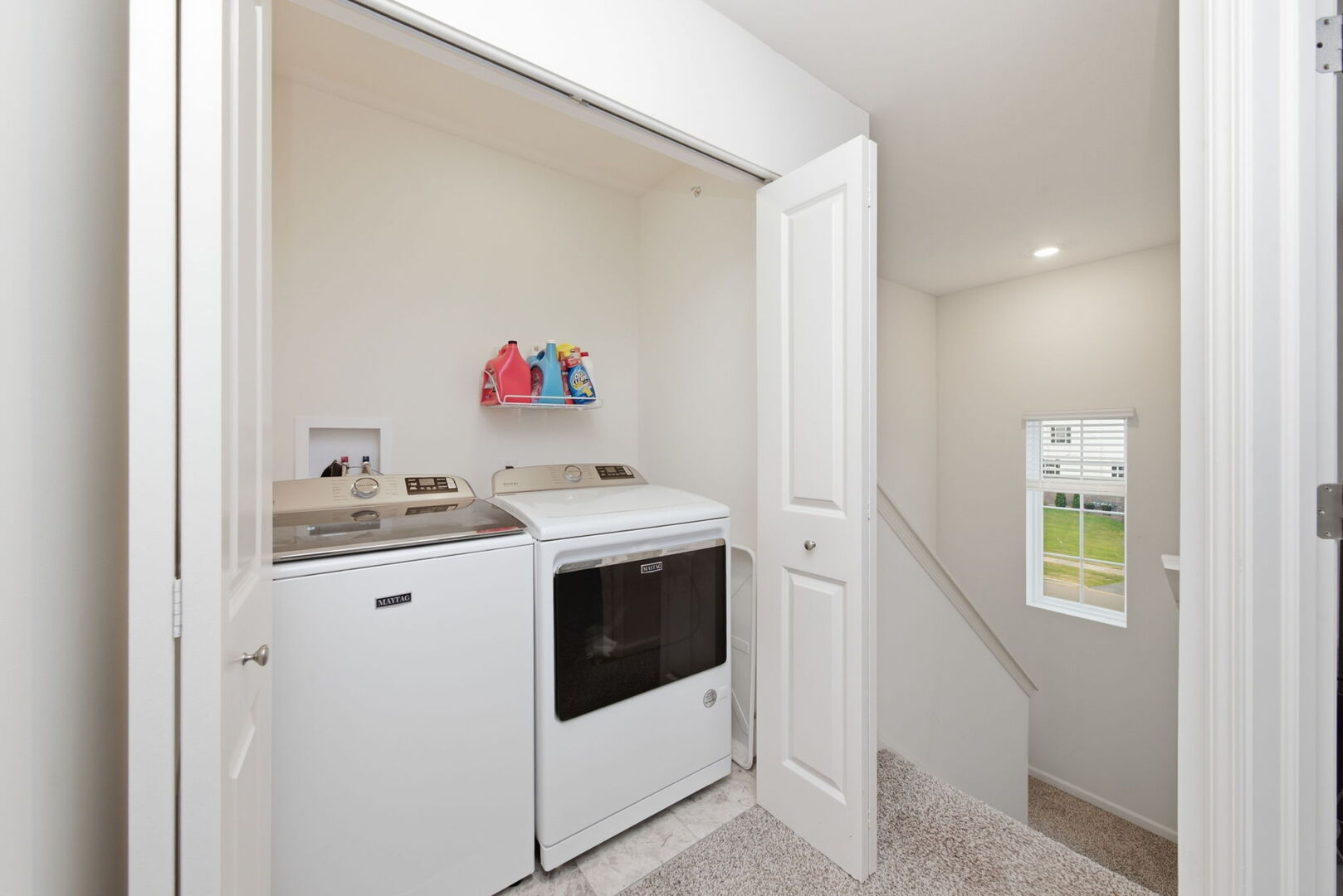 3739 Bissel Drive Property Photo 14