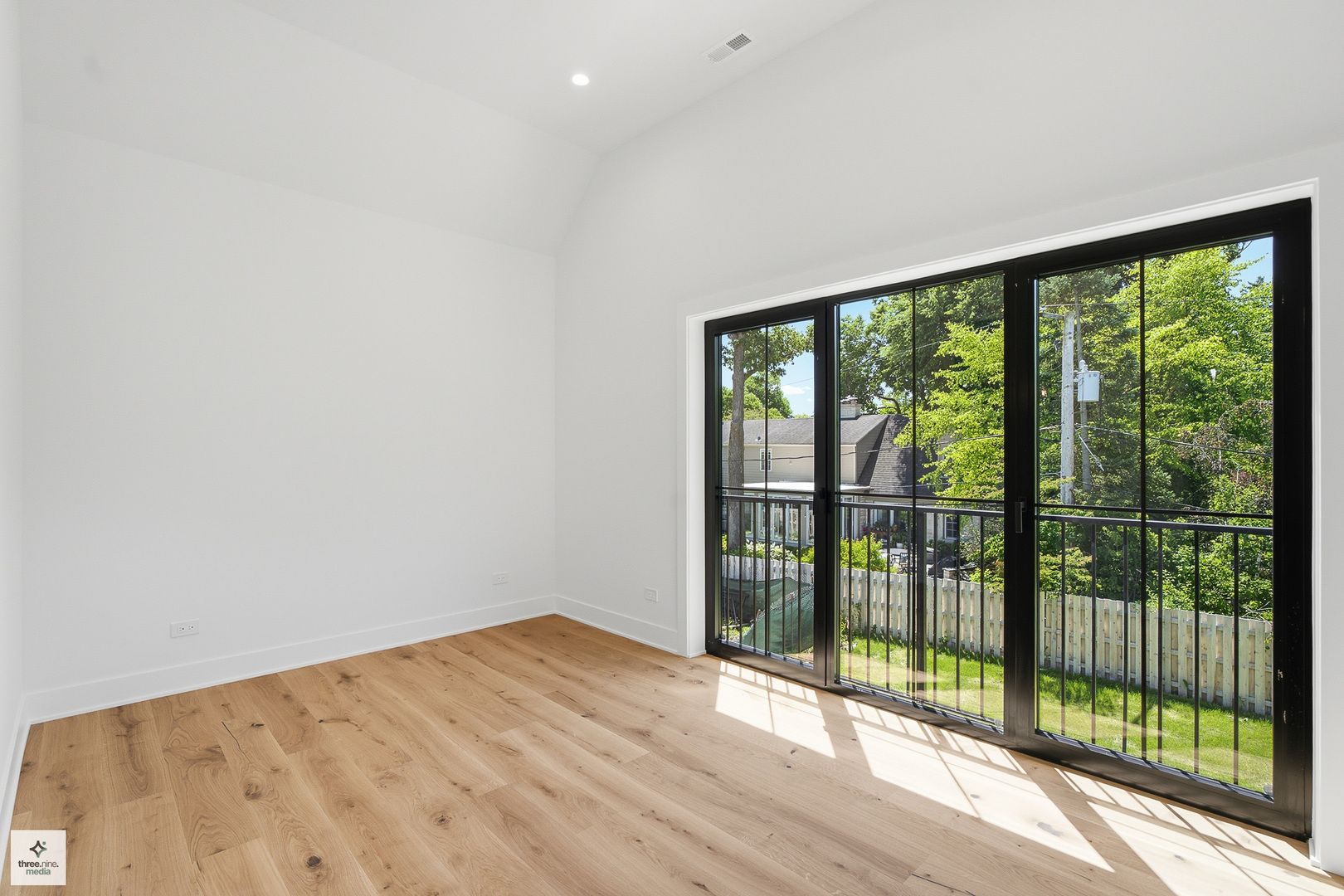 424 Forest Edge Drive Property Photo 29