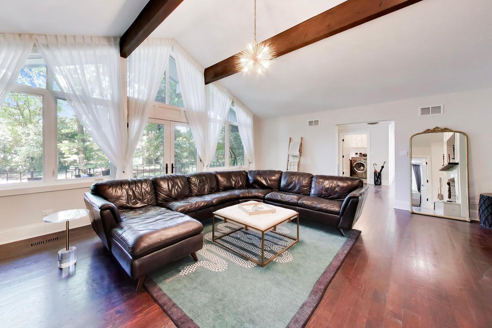 35 Windsor Drive Property Photo 10