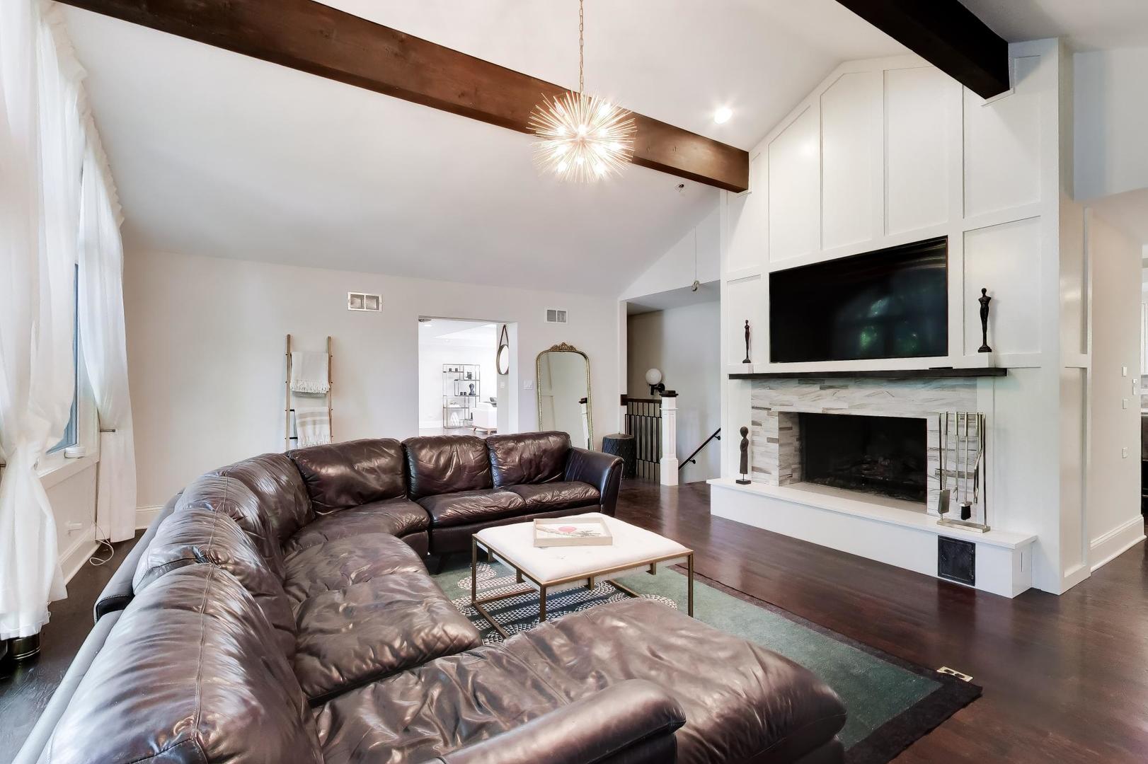 35 Windsor Drive Property Photo 11